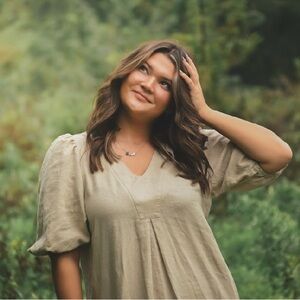 Meet your Posher, Flynn